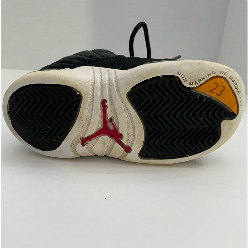 Toddler’s Nike Air Jordans 12 Retro Sz 8C Black Suede on Black with Rubber Sole - Picture 6 of 11